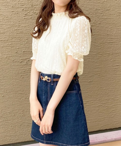 apres jour（アプレジュール）の「レースハイネックトップス【ZOZOTOWN限定アイテム】（シャツ/ブラウス・レディース・オフホワイト/ブラック/アイボリー・X-LARGE/フリー）」の21枚目の写真