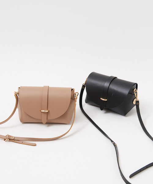 VICE VERSA(バイスバース)の「【VICE VERSA】ショルダーミニバッグ(トートバッグ・レディース・ブラック/ベージュ・フリー)」の5枚目の写真