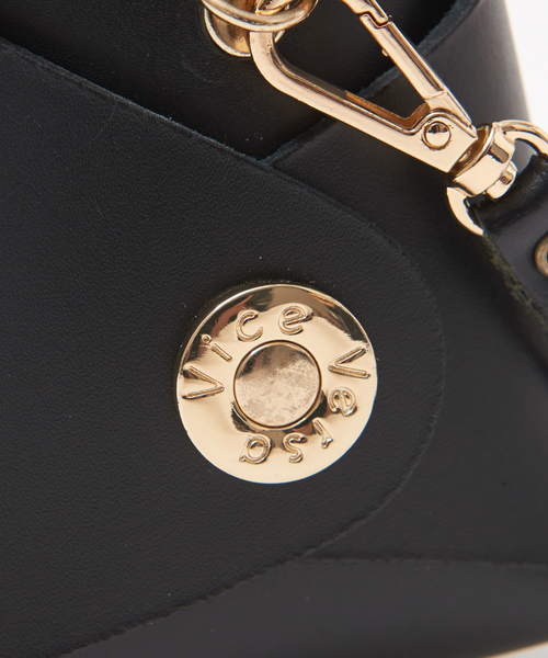 VICE VERSA(バイスバース)の「【VICE VERSA】ショルダーミニバッグ(トートバッグ・レディース・ブラック/ベージュ・フリー)」の18枚目の写真