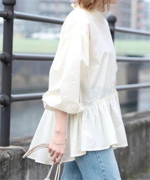 MAISON DE THERESE(メゾン ド テレーズ)の「ふんわりシルエット切替えフレアブラウス(シャツ/ブラウス・レディース・イエロー×グリーン/グレイッシュベージュ/ブラック/ホワイト・M)」の2枚目の写真