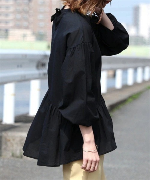 MAISON DE THERESE(メゾン ド テレーズ)の「ふんわりシルエット切替えフレアブラウス(シャツ/ブラウス・レディース・イエロー×グリーン/グレイッシュベージュ/ブラック/ホワイト・M)」の18枚目の写真