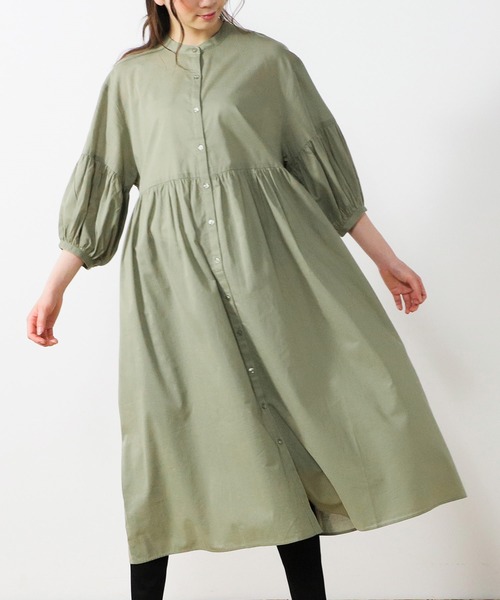 Honeys（ハニーズ）の「バンドカラーワンピース（ワンピース・レディース・ブラック/ブラウン/カーキ/アイボリー/ダークオレンジ・S/M/L）」の4枚目の写真