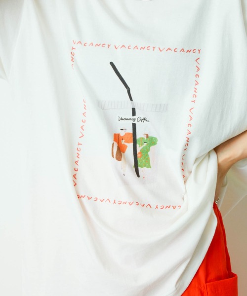 VACANCY（ヴァカンシー）の「【Aki Ishibashi×VACANCY】コラボイラストBIGTシャツ（Tシャツ/カットソー・レディース・ホワイト/オレンジ・FREE）」の6枚目の写真