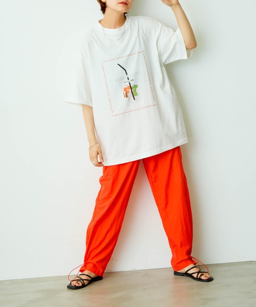 VACANCY（ヴァカンシー）の「【Aki Ishibashi×VACANCY】コラボイラストBIGTシャツ（Tシャツ/カットソー・レディース・ホワイト/オレンジ・FREE）」の8枚目の写真