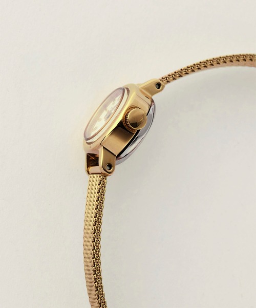 KATHARINE HAMNETT LONDON （キャサリンハムネットロンドン）の