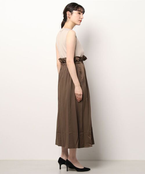 KOBE LETTUCE（コウベレタス）の「ウエストギャザーフレアワンピース（ワンピース・レディース・ブラック×カーキ/ベージュ系その他/ブラック×ブラック・FREE）」の4枚目の写真