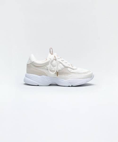 Lucida（ルシーダ）の「Aquila/キルティング軽量厚底スニーカー（スニーカー・レディース・ブラック/ベージュ/グリーン/その他/ネイビー/ホワイト/グレー・40/38/39/35/36/37）」の8枚目の写真