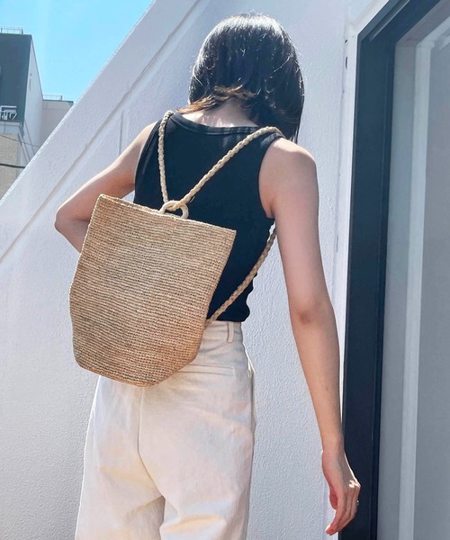 CANAL JEAN（キャナルジーン）の「MADE IN MADA(メイドインマダ) "JOHN L BAG"リュック（かごバッグ・レディース・ナチュラル・ONE SIZE）」の5枚目の写真