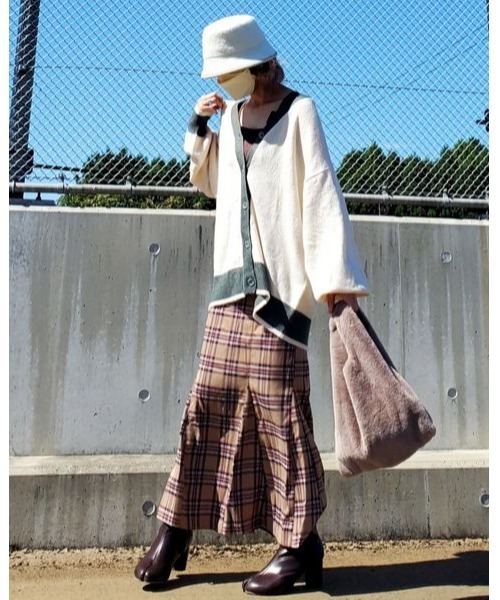 14+（イチヨンプラス）の「パイピングウールバケットハット（ハット・レディース・ブラック/ベージュ/ブラウン/オフホワイト・FREE/LARGE）」の14枚目の写真