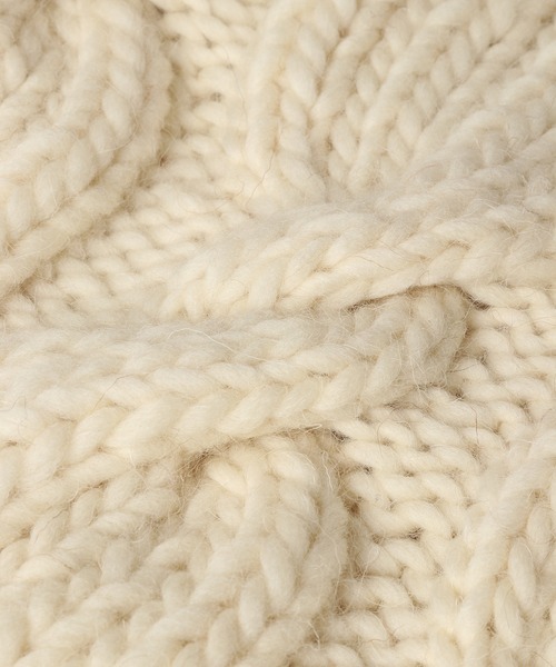 ADAM ET ROPE'(アダムエロペ)の「【MIRSTORES】V-NECK VEST(ベスト・レディース・ブラック/オフホワイト・S)」の7枚目の写真