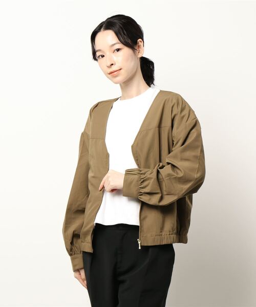 Te chichi TERRASSE（テチチテラス）の「Vネックショートブルゾン  