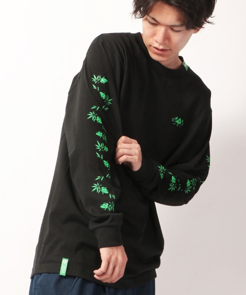 LRG（エルアールジー）の「LRG ロゴプリントロンT（Tシャツ/カットソー・メンズ・ブラック/カモフラージュ/ブラック系その他・2XL/M/XL/L）」の2枚目の写真