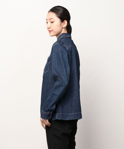 Guess（ゲス）の「Seraya Shacket（シャツ/ブラウス・レディース・インディゴブルー・SMALL/MEDIUM/LARGE）」の4枚目の写真