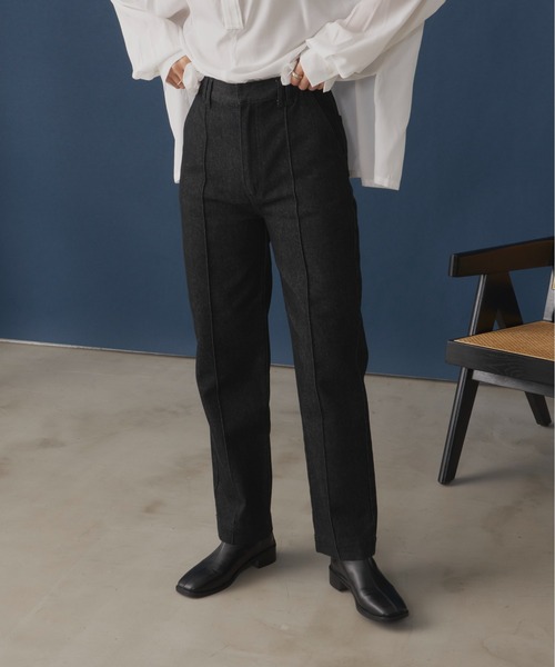 Aunt Marie's（アントマリーズ）の「センタープリーツデニムパンツ / 低身長向けＳサイズ有（デニムパンツ・レディース・ブラック/ネイビー・SMALL/FREE）」の4枚目の写真