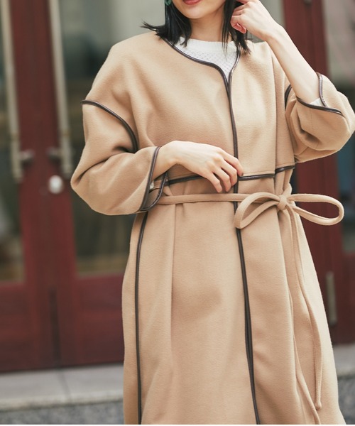 &. NOSTALGIA（アンドドットノスタルジア）の「ボリュームパイピングコート（ステンカラーコート・レディース・ブラック/ベージュ/アイボリー・FREE）」の9枚目の写真