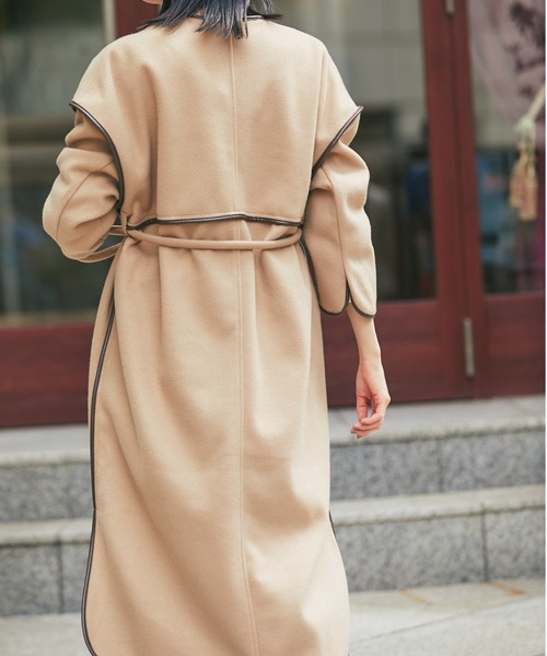 &. NOSTALGIA（アンドドットノスタルジア）の「ボリュームパイピングコート（ステンカラーコート・レディース・ブラック/ベージュ/アイボリー・FREE）」の11枚目の写真