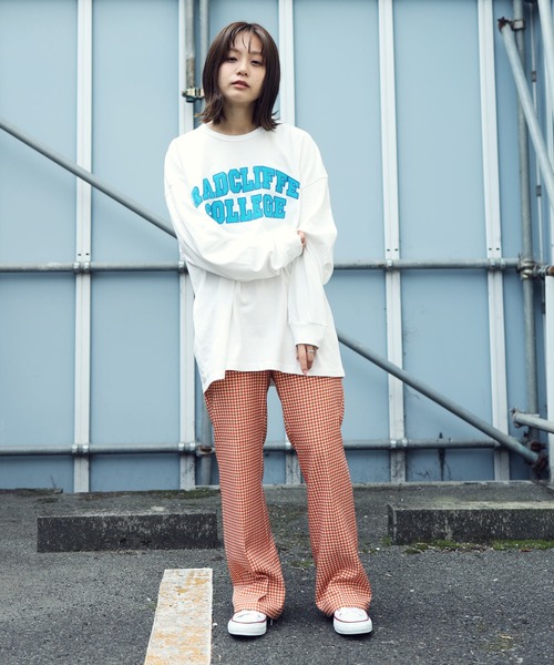 air tokyo sellection(エアートウキョウセレクション)の「【ユニセックスで着用可能】ビッグシルエット 天竺 フェルトロゴ 刺繍 ロンT(Tシャツ/カットソー・メンズ・ブラック/オレンジ/ホワイト/グリーン/ブルー・MEDIUM/LARGE)」の14枚目の写真
