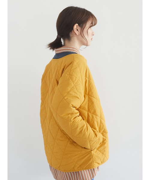 Green　Parks（グリーンパークス）の「キルトショートブルゾン＊（ブルゾン・レディース・カーキ/イエロー/ライトベージュ/ブラック・FREE）」の11枚目の写真