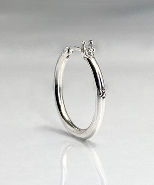 THE MILES（ザ マイルズ）の「GODSIZE ゴッドサイズ THIN HOOP raised by wolves [LARGE]  シンフープピアス レイズド バイ ウルヴス L 片耳用（ピアス（片耳用）・メンズ・シルバー・FREE）」の2枚目の写真
