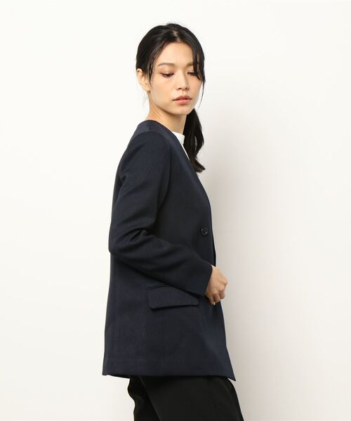 WHITE JOOLA（ホワイトジョーラ）の「【　抗ウィルス　フェイシーAg+　加工生地使用　/　銀の効果で素早く菌の増殖を抑制　】　機能フランネル・カラーレスダブルジャケット（総裏地）（ノーカラージャケット・レディース・ベージュ/ネイビー/ライトグリーン/ライトブラウン・11号/9号/7号）」の7枚目の写真