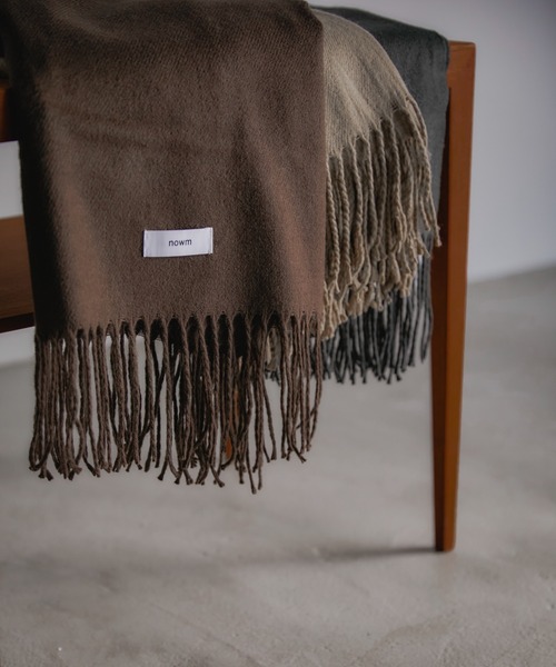 nowm(ノウム)の「【nowm】LONG MUFFLER / 大判マフラー(マフラー・メンズ・ブラック系その他/ブラウン系その他/グレイッシュベージュ・FREE)」の18枚目の写真