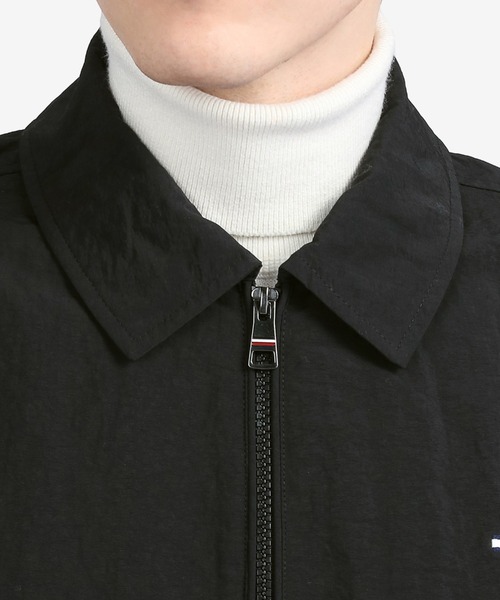 TOMMY HILFIGER(トミーヒルフィガー)の「ナイロンジップアップジャケット(ブルゾン・メンズ・ブラック/ネイビー・SMALL/MEDIUM/LARGE/X-LARGE)」の5枚目の写真