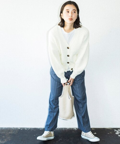 THE SHOP TK (ザ ショップ ティーケー )の「◆畦編みVネックカーディガン(カーディガン/ボレロ・レディース・マスタード/ブラック/アイボリー・12/13)」の4枚目の写真