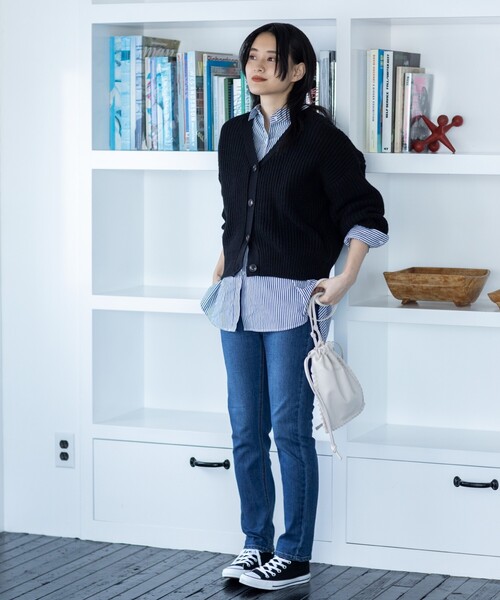 THE SHOP TK (ザ ショップ ティーケー )の「◆畦編みVネックカーディガン(カーディガン/ボレロ・レディース・マスタード/ブラック/アイボリー・12/13)」の12枚目の写真