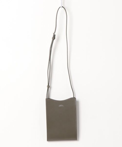 A.P.C.（アーペーセー）の「NECK POUCH JAMIE 22PC（ショルダーバッグ