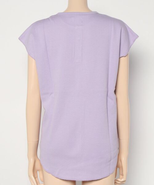 ARCH & LINE(アーチアンドライン)の「オーガニックコットン ワッフルノースリーブTシャツ OG HONEYCOMB TANKTOP(Tシャツ/カットソー・レディース・チャコールグレー/オフホワイト/ライム/ラベンダー・1/2)」の22枚目の写真