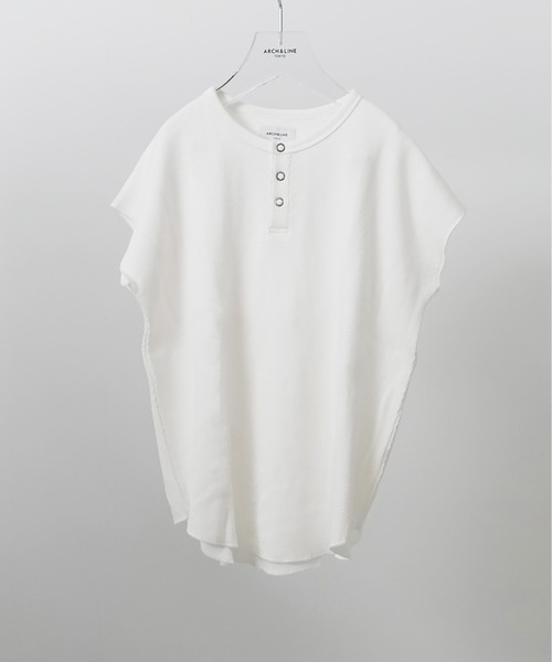ARCH & LINE(アーチアンドライン)の「オーガニックコットン ワッフルノースリーブTシャツ OG HONEYCOMB TANKTOP(Tシャツ/カットソー・レディース・チャコールグレー/オフホワイト/ライム/ラベンダー・1/2)」の8枚目の写真