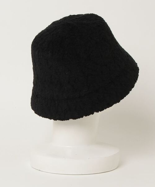 COLOR TOKYO ACCESSORIES(カラートウキョウアクセサリー)の「ボアバケットハット(ハット・レディース・Black/Beige/White・FREE)」の4枚目の写真
