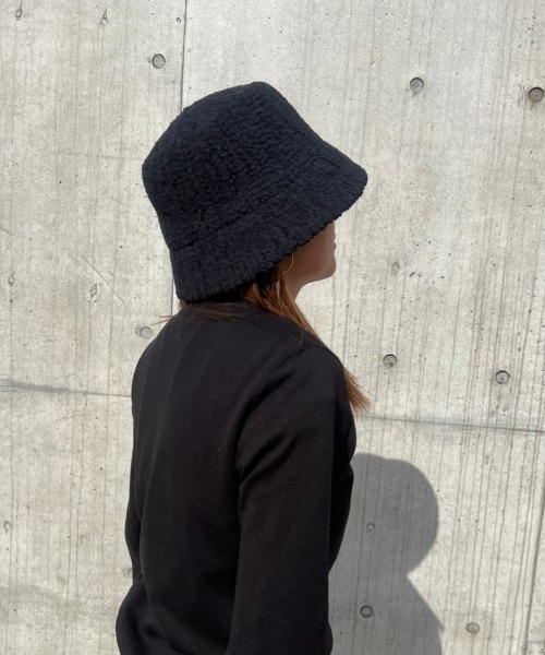 COLOR TOKYO ACCESSORIES(カラートウキョウアクセサリー)の「ボアバケットハット(ハット・レディース・Black/Beige/White・FREE)」の3枚目の写真