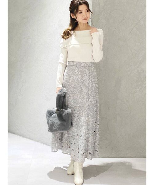 MERCURYDUO（マーキュリーデュオ）の「カットワーク刺繍フレアロングスカート（スカート・レディース・ライトグレー/ブラウン・SMALL/MEDIUM）」の14枚目の写真