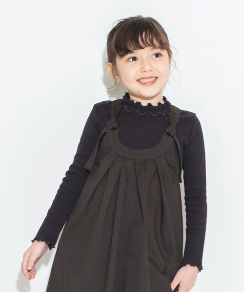 BRANSHES（ブランシェス）の「胸元タックジャンパースカート（ジャンパースカート・キッズ・ベージュ/チャコールグレー・110/140/90/150/130/120/100）」の8枚目の写真