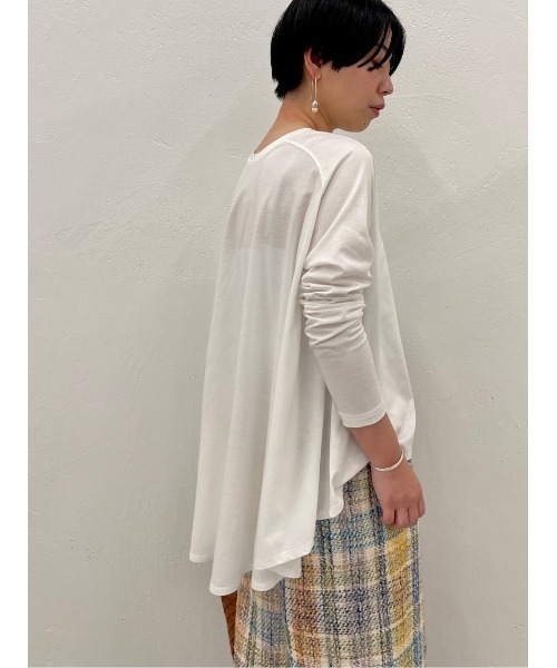BEARDSLEY（ビアズリー）の「後ろフレアロングTシャツ（Tシャツ/カットソー・レディース・ホワイト/イエロー・FREE）」の15枚目の写真