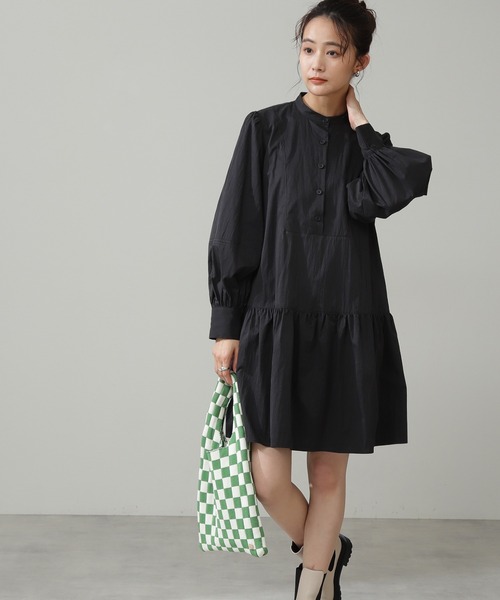 N.（N. Natural Beauty Basic）（エヌエヌナチュラルビューティーベーシック）の「◆ボリュームパフミニワンピース（ワンピース・レディース・オフホワイト/スミクロ/グレイッシュベージュ・MEDIUM）」の3枚目の写真