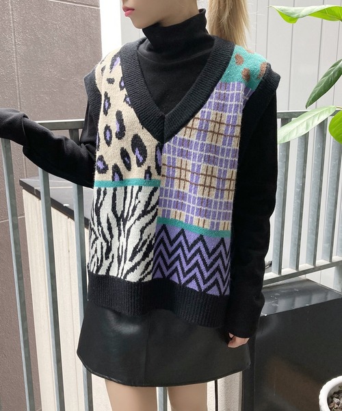 Figments（フィグメンツ）の「ハイネックロンT（Tシャツ/カットソー・レディース・ホワイト/ブラック・FREE）」の4枚目の写真