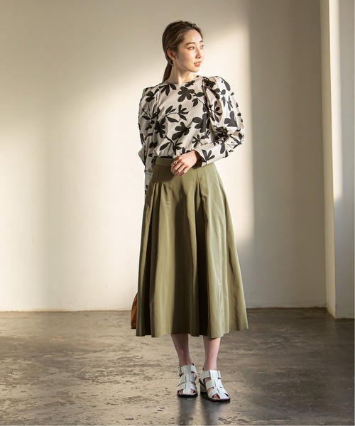 Noble（ノーブル）の「メモリーグログラン タックミディスカート◆（スカート・レディース・カーキ/ブラック/ベージュ・36/38）」の18枚目の写真