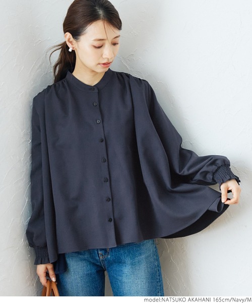 coca(coca)(コカ)の「バックギャザーAラインブラウス(シャツ/ブラウス・レディース・ホワイト/ネイビー・M/L)」の12枚目の写真