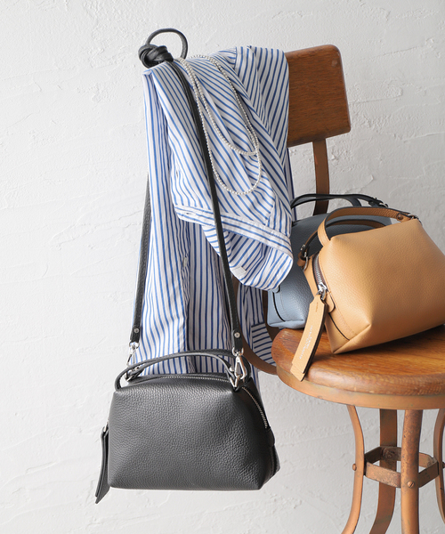 JOURNAL STANDARD SELECT（ジャーナルスタンダードセレクト）の「【GIANNI CHIARINI/ジャン二 キアリー二】ALIFA：ショルダーバッグ（ショルダーバッグ・レディース・ブラック/ブルー/ホワイト×ホワイト・FREE）」の2枚目の写真