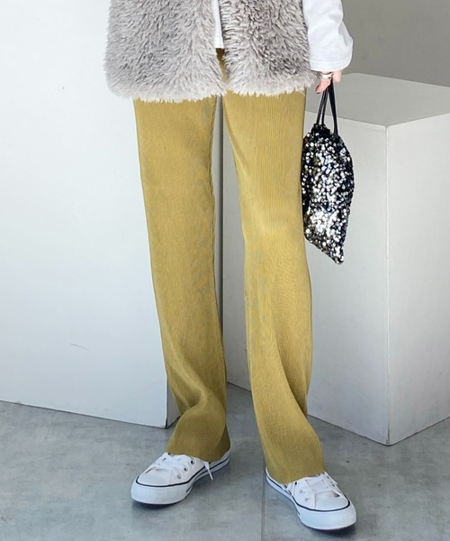 She's Closet（シーズクローゼット）の「【セルフカット対応】細身ストレートカラーロングプリーツパンツ（その他パンツ・レディース・ブラック/オレンジ/グリーン/グリーン系その他/アイボリー/パープル/ブルー/スモークピンク/マスタード/テラコッタ/ダークグリーン/ピンク/ブルーグレー/グレイッシュベージュ/レッド/ネイビー・FREE）」の12枚目の写真