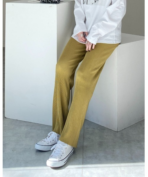 CHICWISH(シックウィッシュ)｜ローズストリングプリーツパンツ Chicwish(シックウィッシュ) パンツ(レディース) - 海外通販のBUYMA