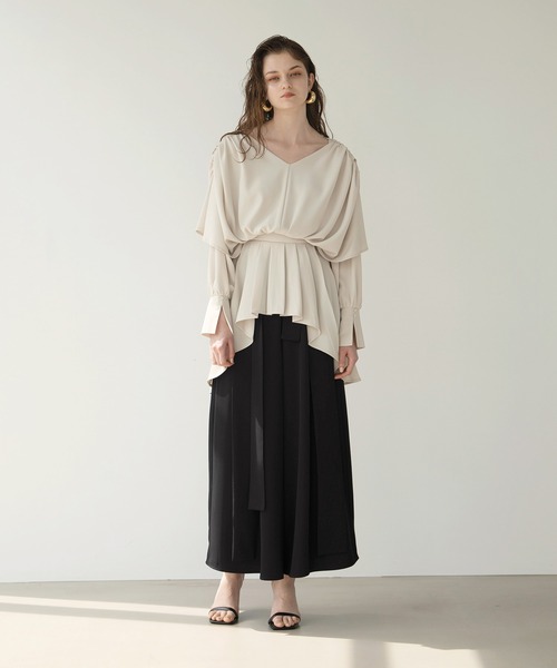 MIELI INVARIANT（ミエリインヴァリアント）の「Back Tail Drape Blouse（シャツ/ブラウス・レディース・ホワイト系その他/ブラック・FREE）」の7枚目の写真