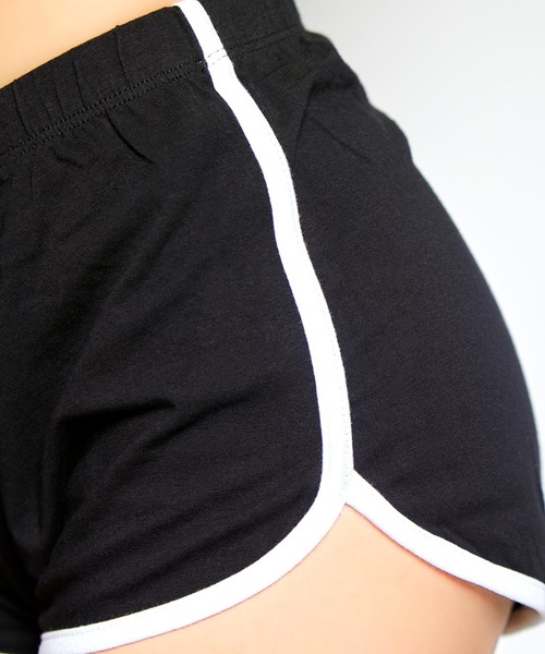 babyShoop(ベイビーシュープ)の「サイドラインショートパンツ(その他パンツ・レディース・ブラック・SMALL/MEDIUM/LARGE)」の7枚目の写真