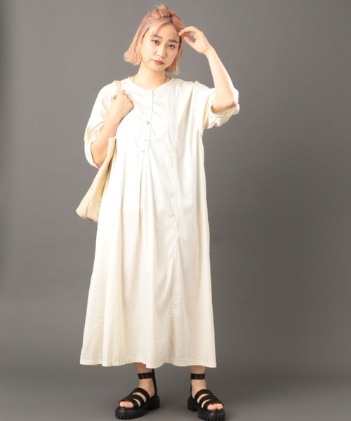 AVIREX(アヴィレックス)の「【直営店限定】VOLUME SLEEVE TENCEL ONEPIECE/ ボリュームスリーブテンセルワンピース(ワンピース・レディース・ブラック/アイボリー・FREE)」の14枚目の写真