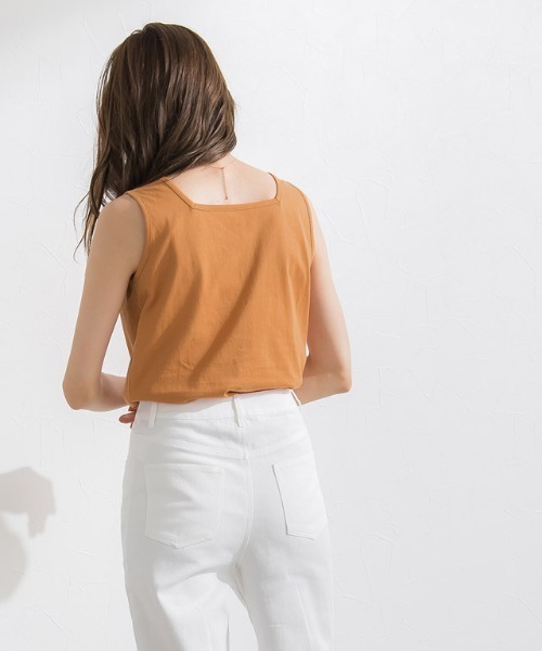 Pierrot（ピエロ）の「汗ジミ防止2wayタンクトップ（タンクトップ・レディース・モカ/グリーン系その他/オレンジ/チャコール/グレイッシュベージュ・L/M）」の8枚目の写真