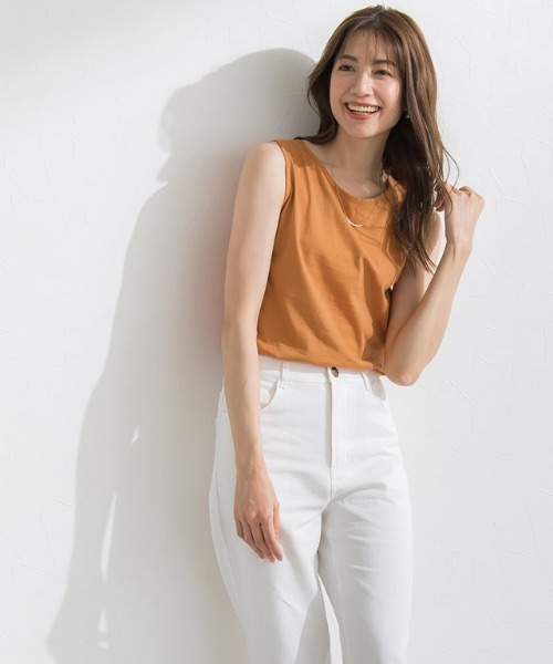 Pierrot（ピエロ）の「汗ジミ防止2wayタンクトップ（タンクトップ・レディース・モカ/グリーン系その他/オレンジ/チャコール/グレイッシュベージュ・L/M）」の13枚目の写真