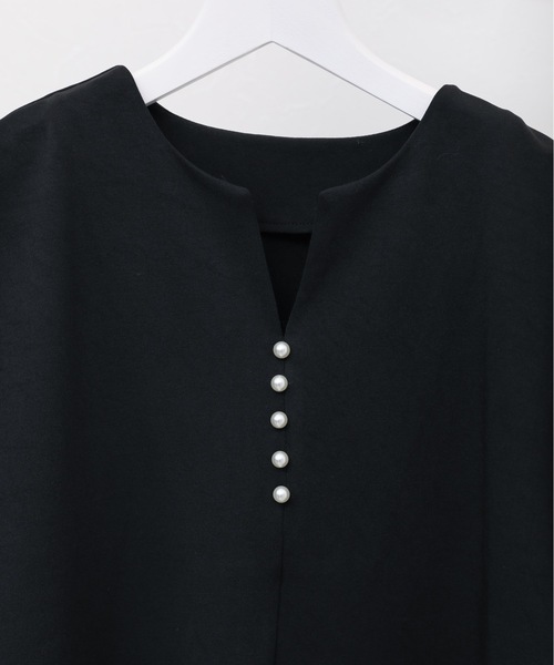 ap retro(アプレトロ)の「パール釦カットソー(Tシャツ/カットソー・レディース・ブラック/グレイッシュベージュ/アイボリー・FREE)」の19枚目の写真