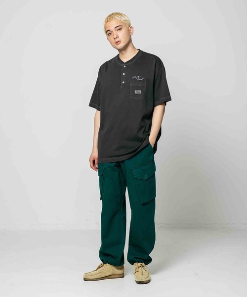 XLARGE(エクストララージ)の「OVERDYED CARGO PANTS/ オーバーダイ加工 カーゴ パンツ(カーゴパンツ・メンズ・バーガンディー/ブラック/ブラウン/グリーン・36inch/32inch/30inch/34inch)」の21枚目の写真
